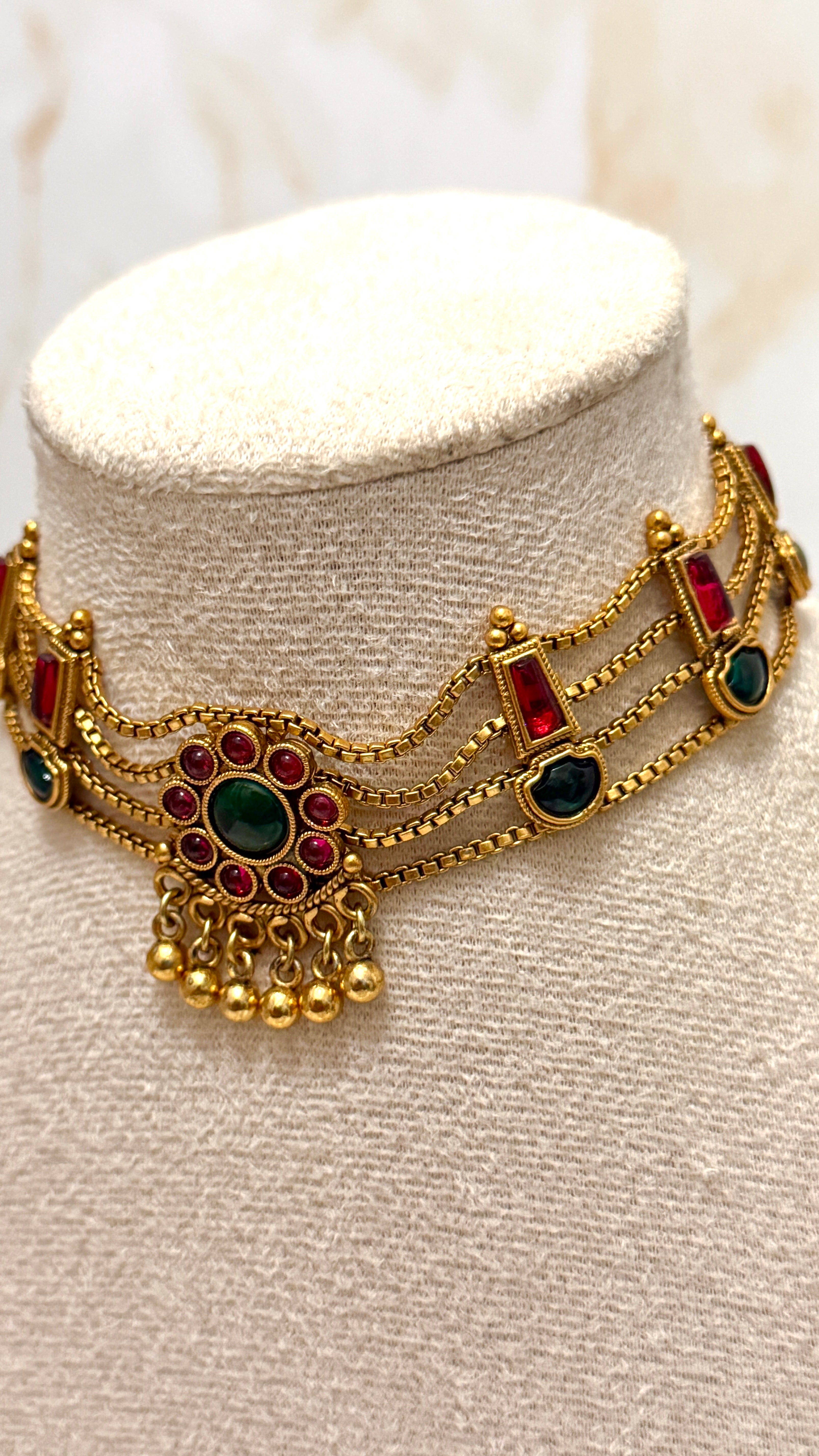 Traditional Choker